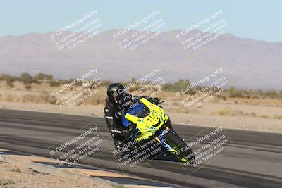 media/Nov-01-2025-CVMA (Sat) [[fc0f7531b8]]/Race 13-Femmewalla-Femmewalla UL/